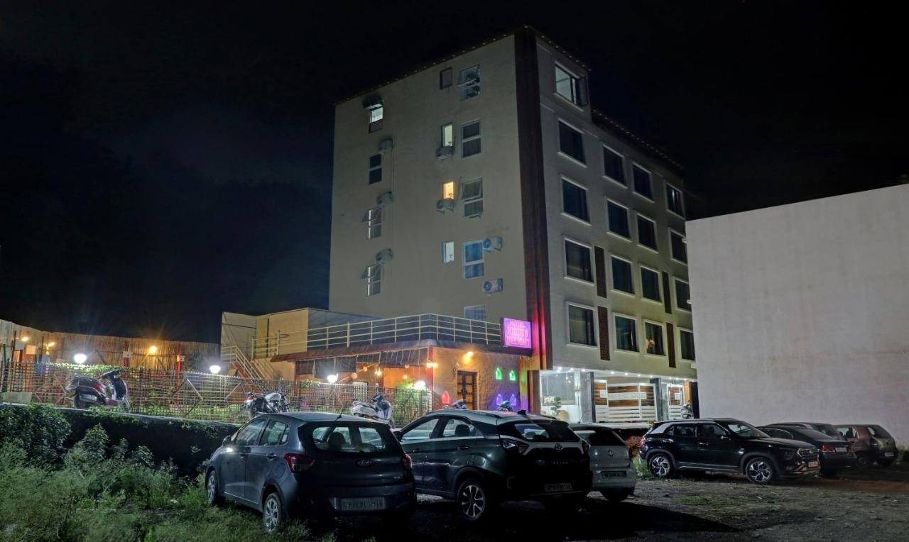 Hotel Hidden Delight Рішикеш Екстер'єр фото